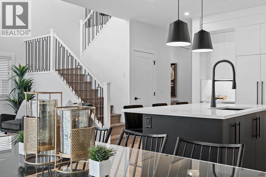 568 Walgrove Boulevard Se, Calgary, AB - Indoor