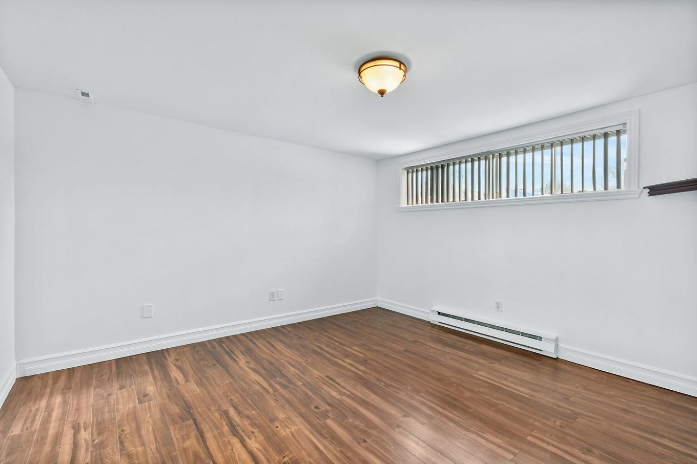 Chambre à coucher - 4795 Rue De Rocbert, Terrebonne (Terrebonne), QC - Indoor Photo Showing Other Room