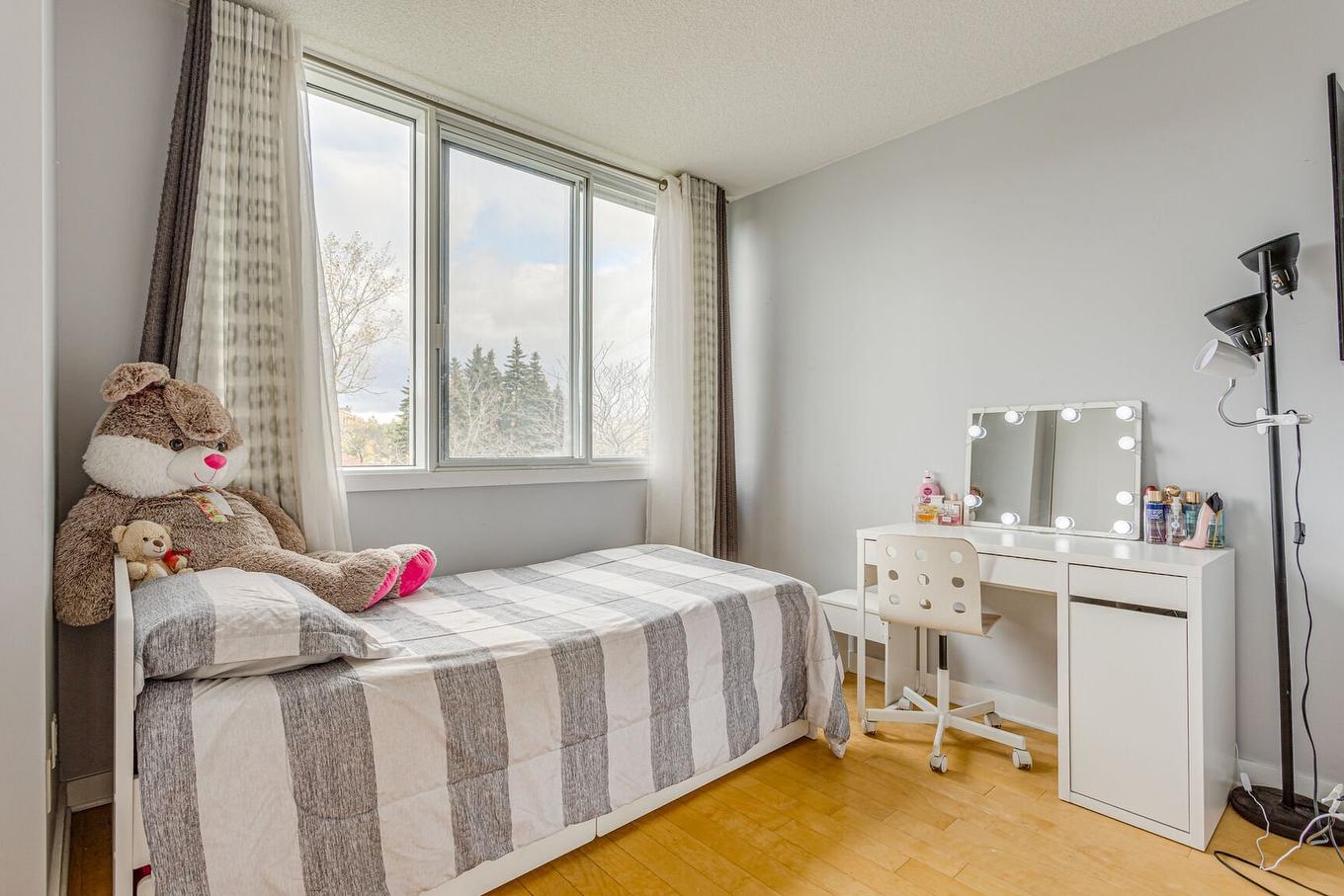Chambre à coucher - 262-10650 Place De L'Acadie, Montréal (Ahuntsic-Cartierville), QC - Indoor Photo Showing Bedroom