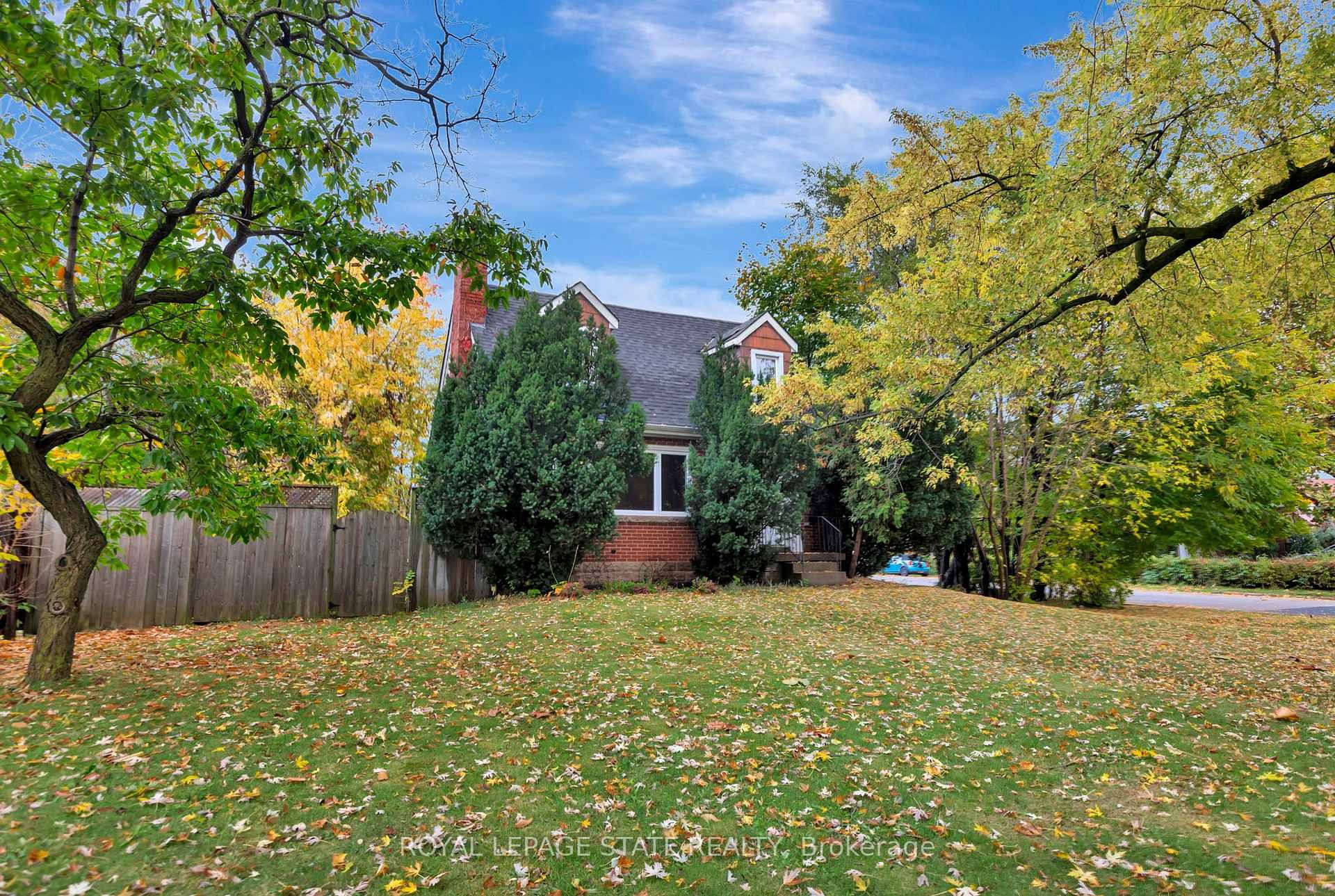 121 King Street E, Hamilton, ON - Outdoor