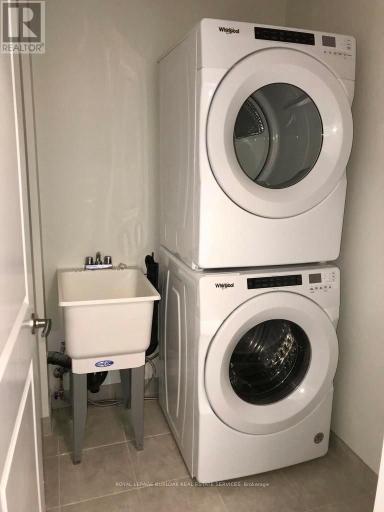 36 - 40 Zinfandel Drive, Hamilton, ON - Indoor Photo Showing Laundry Room