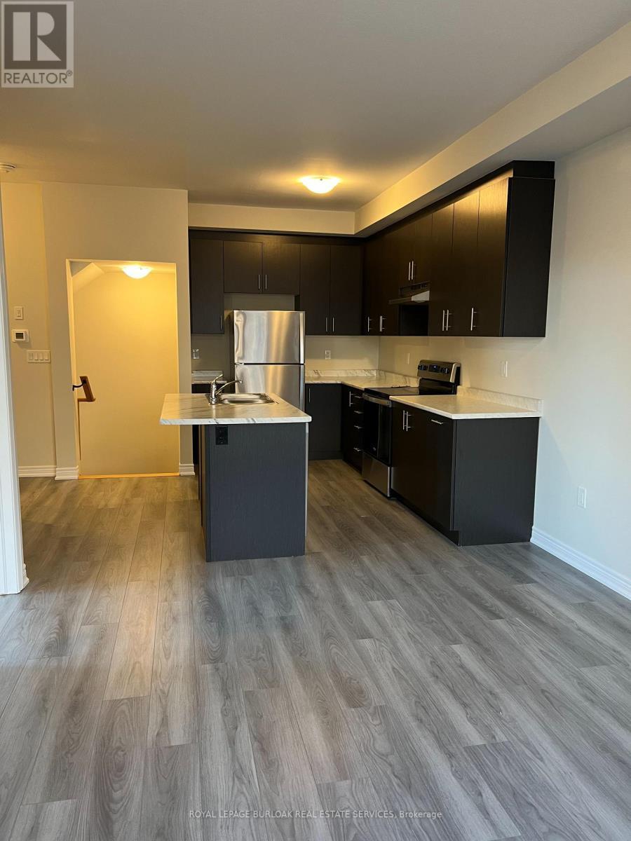 36 - 40 Zinfandel Drive, Hamilton, ON - Indoor Photo Showing Kitchen