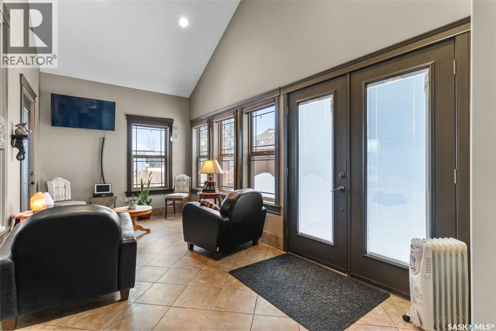 11 Robertson Road, Lanigan, SK - Indoor