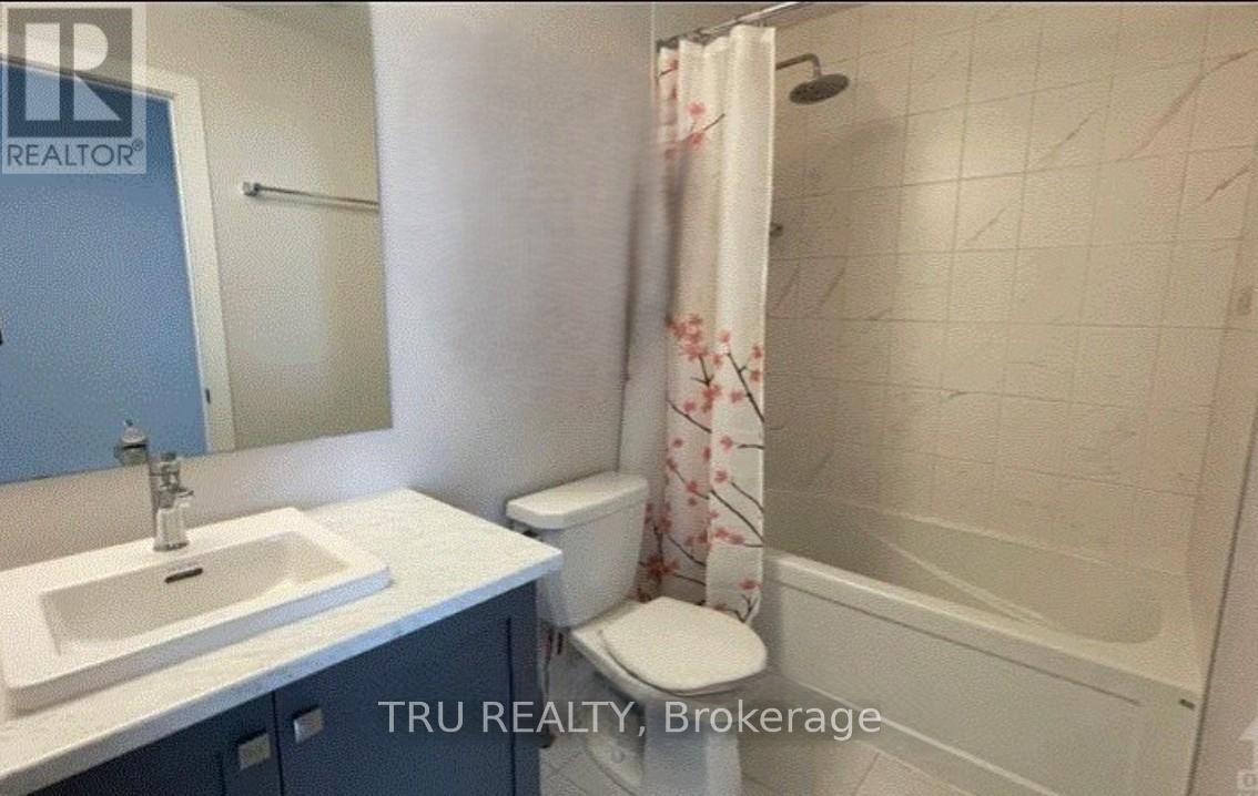 353 Appalachian Circle E, Ottawa, ON - Indoor Photo Showing Bathroom