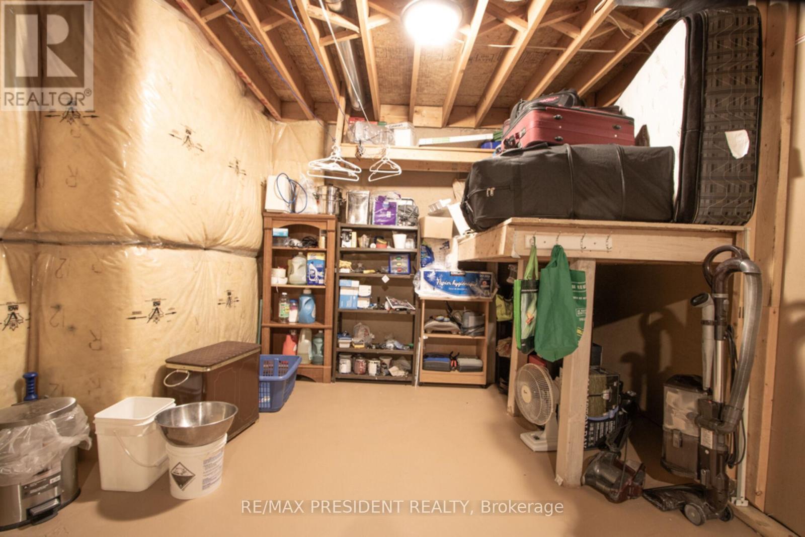 2957 Jackson Drive, Burlington, ON - Indoor Photo Showing Basement