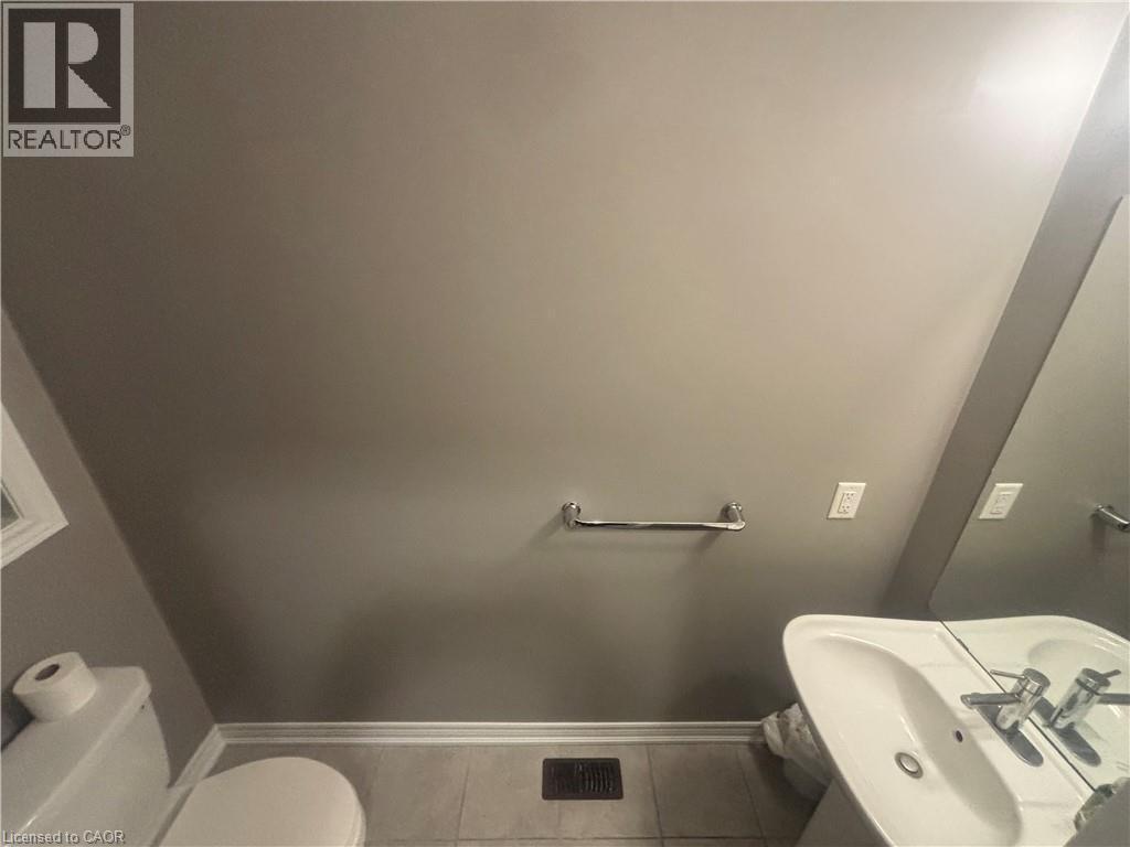 1890 Rymal Road E, Hamilton, ON - Indoor Photo Showing Bathroom
