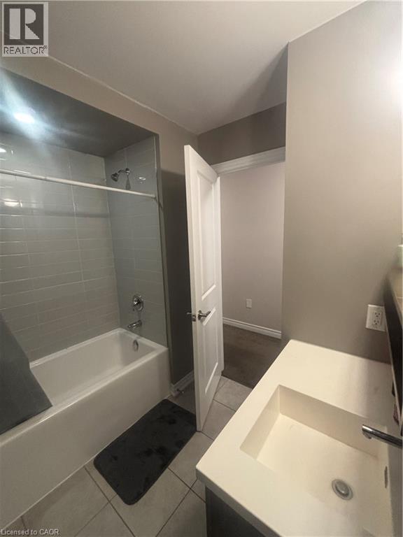 1890 Rymal Road E, Hamilton, ON - Indoor Photo Showing Bathroom