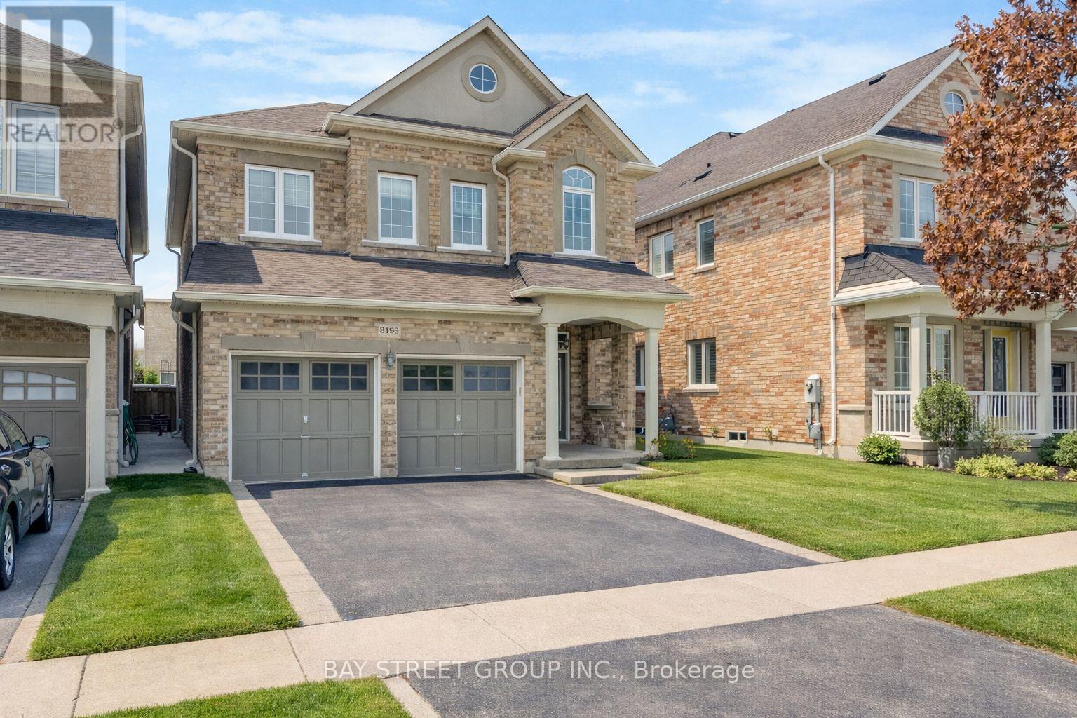 3196 Tim Dobbie Drive, Burlington, ON - Outdoor With Facade