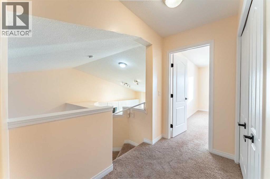 224 Highland Circle, Strathmore, AB - Indoor Photo Showing Other Room