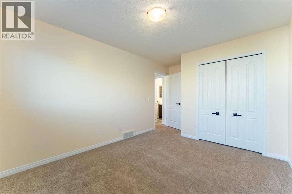224 Highland Circle, Strathmore, AB - Indoor Photo Showing Other Room
