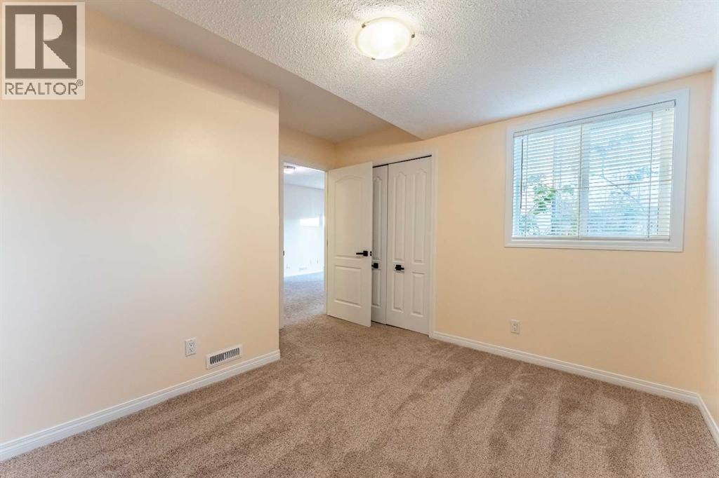 224 Highland Circle, Strathmore, AB - Indoor Photo Showing Other Room