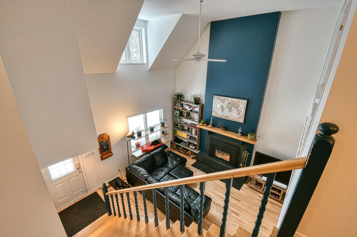 Living room - 4630 Ch. De La Doncaster, Sainte-Adèle, QC - Indoor Photo Showing Other Room