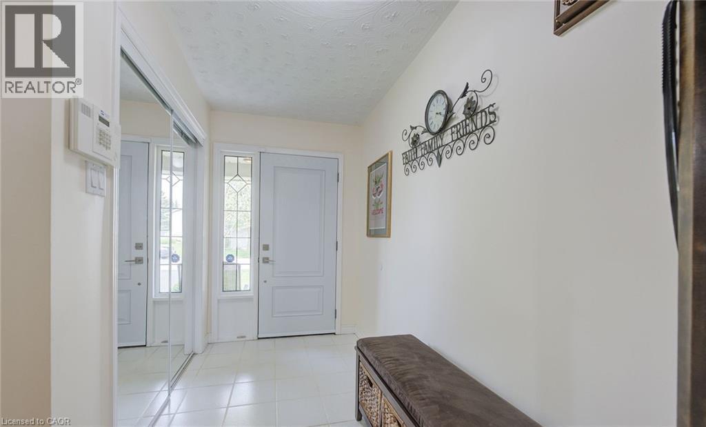 400 Foxhunt Place, Waterloo, ON - Indoor Photo Showing Other Room