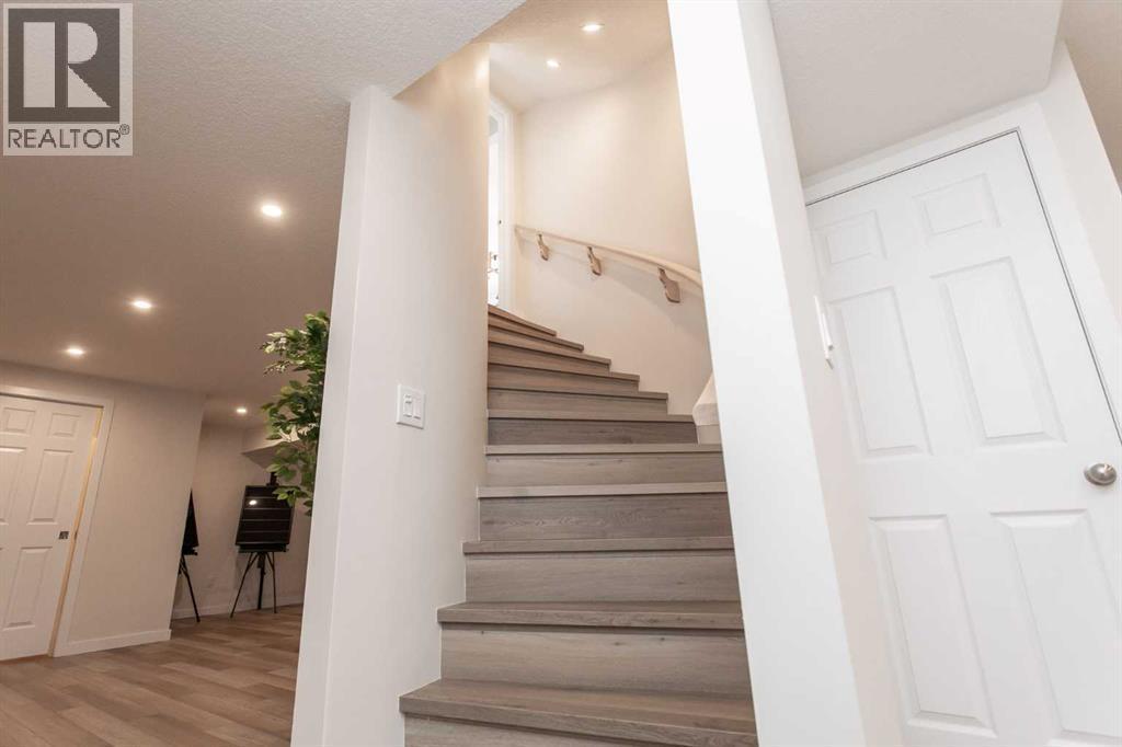 10 Pickwick Lane, Lacombe, AB - Indoor Photo Showing Other Room