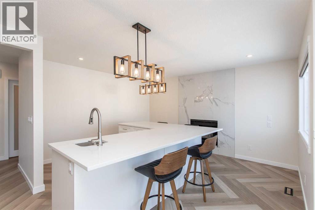 10 Pickwick Lane, Lacombe, AB - Indoor