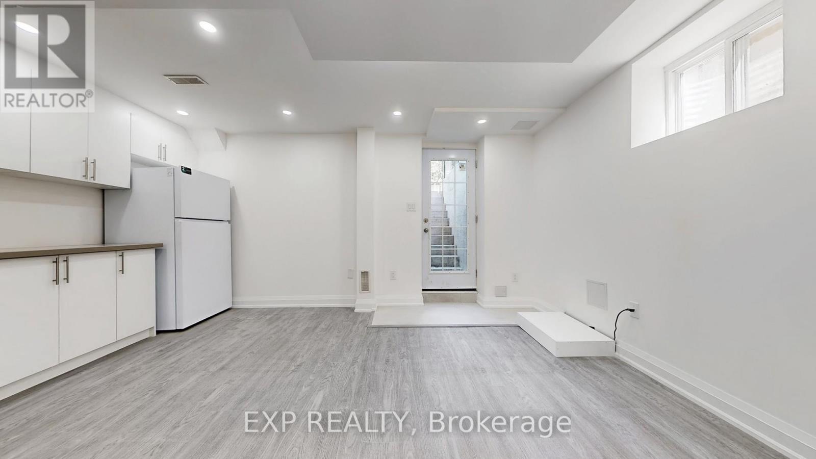 Bsmt - 33 Native Landing, Brampton, ON - Indoor Photo Showing Other Room