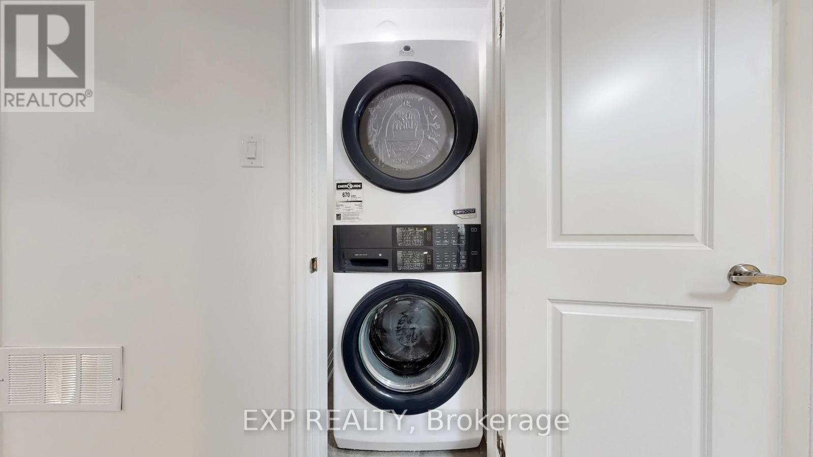 Bsmt - 33 Native Landing, Brampton, ON - Photo Showing Laundry Room