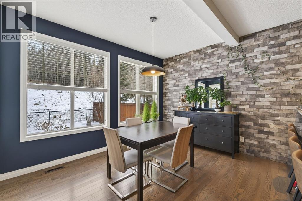 105 Riviera Crescent, Cochrane, AB - Indoor Photo Showing Dining Room