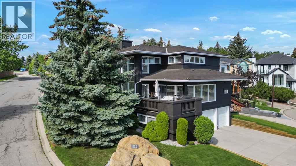 103 Stratton Park Sw, Calgary, AB - Outdoor
