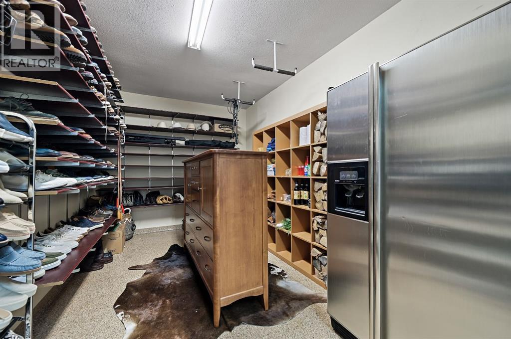 103 Stratton Park Sw, Calgary, AB - Indoor