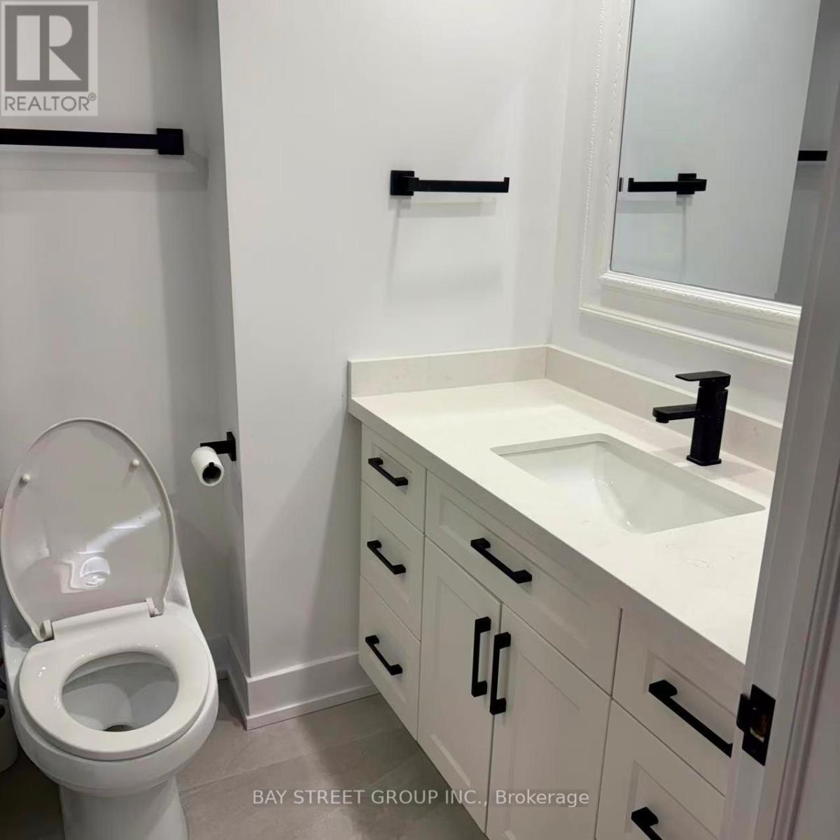 2513 Benedet Drive, Mississauga, ON - Indoor Photo Showing Bathroom