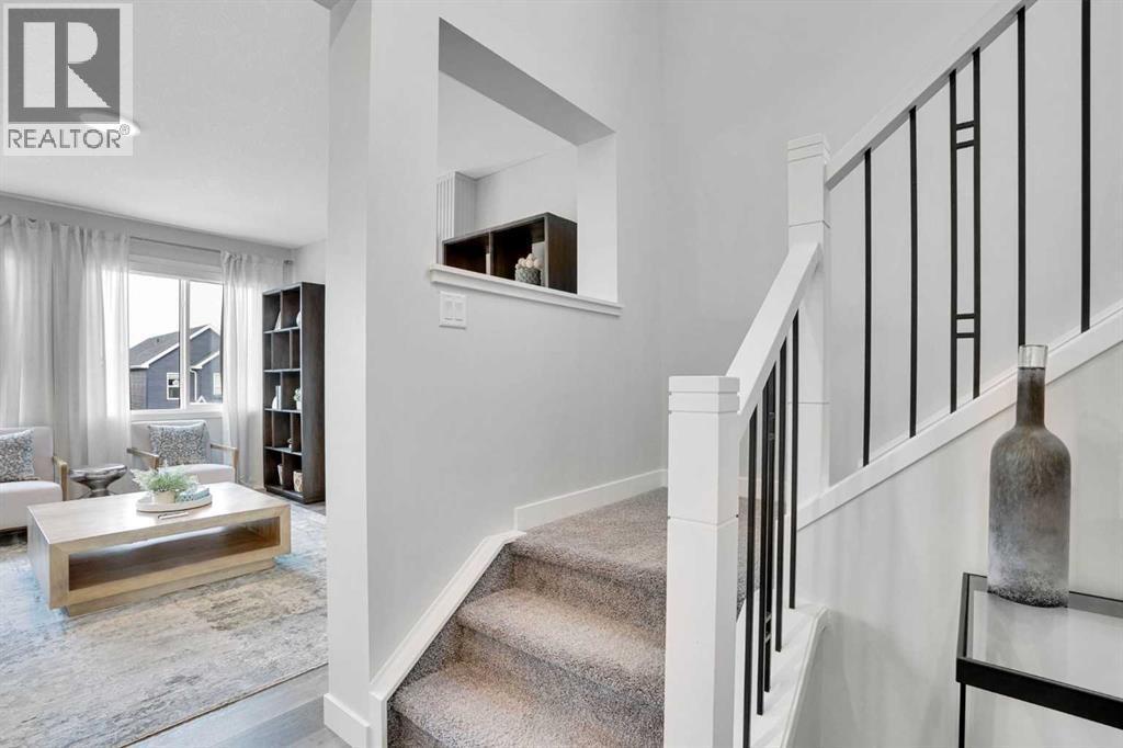 86 Edith Row Nw, Calgary, AB - Indoor Photo Showing Other Room