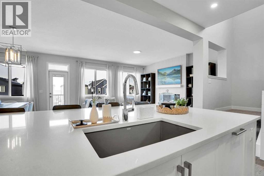 86 Edith Row Nw, Calgary, AB - Indoor Photo Showing Kitchen