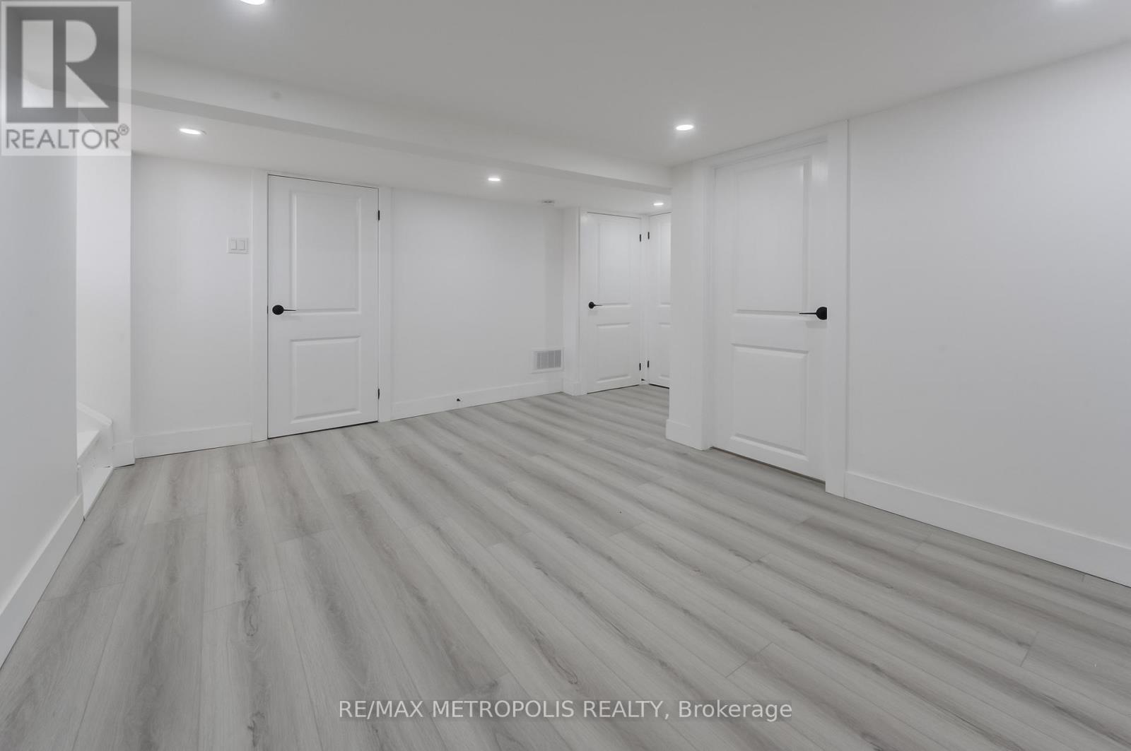 161 Kenilworth Avenue N, Hamilton, ON - Indoor Photo Showing Other Room