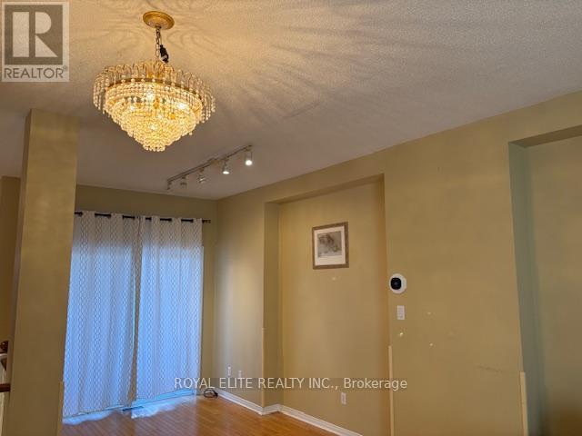 5 Maple Park Way, Markham, ON - Indoor Photo Showing Other Room