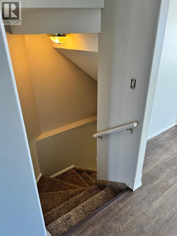 61 Lakeview Close, Blackfalds, AB - Indoor Photo Showing Other Room