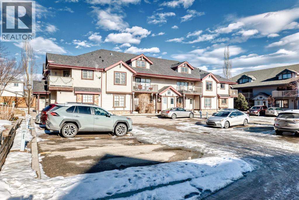 205, 27 Everridge Square Sw, Calgary, AB - Outdoor
