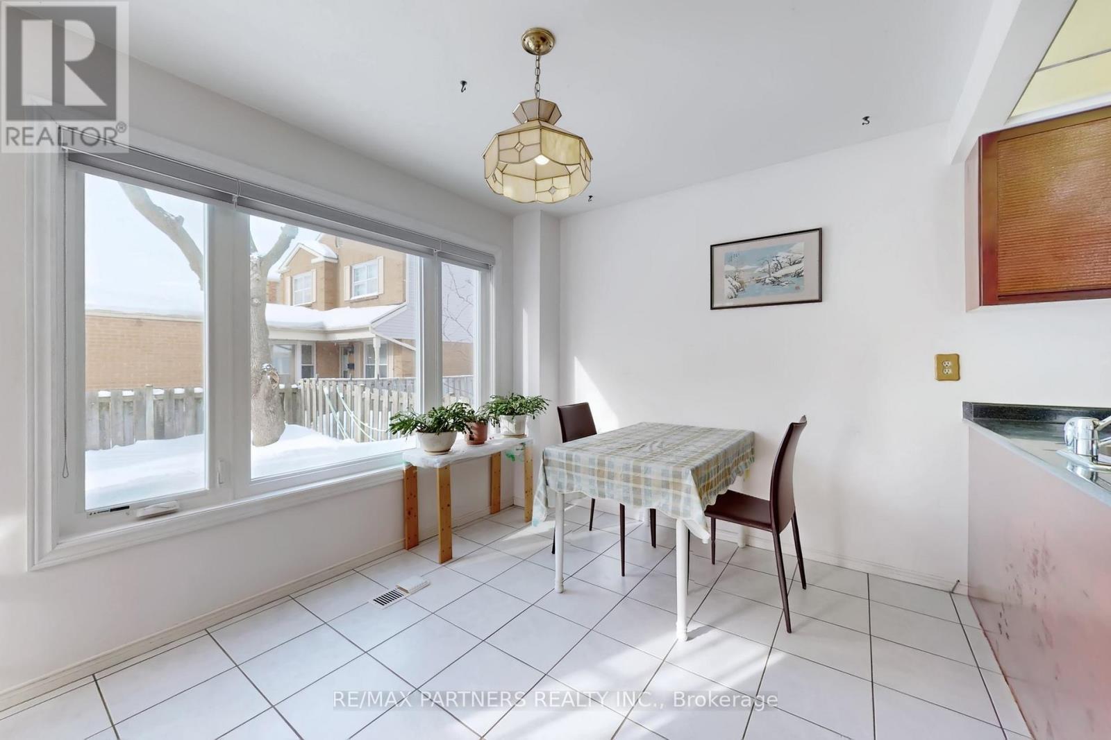 48 Coverdale Crescent, Toronto, ON - Indoor Photo Showing Dining Room