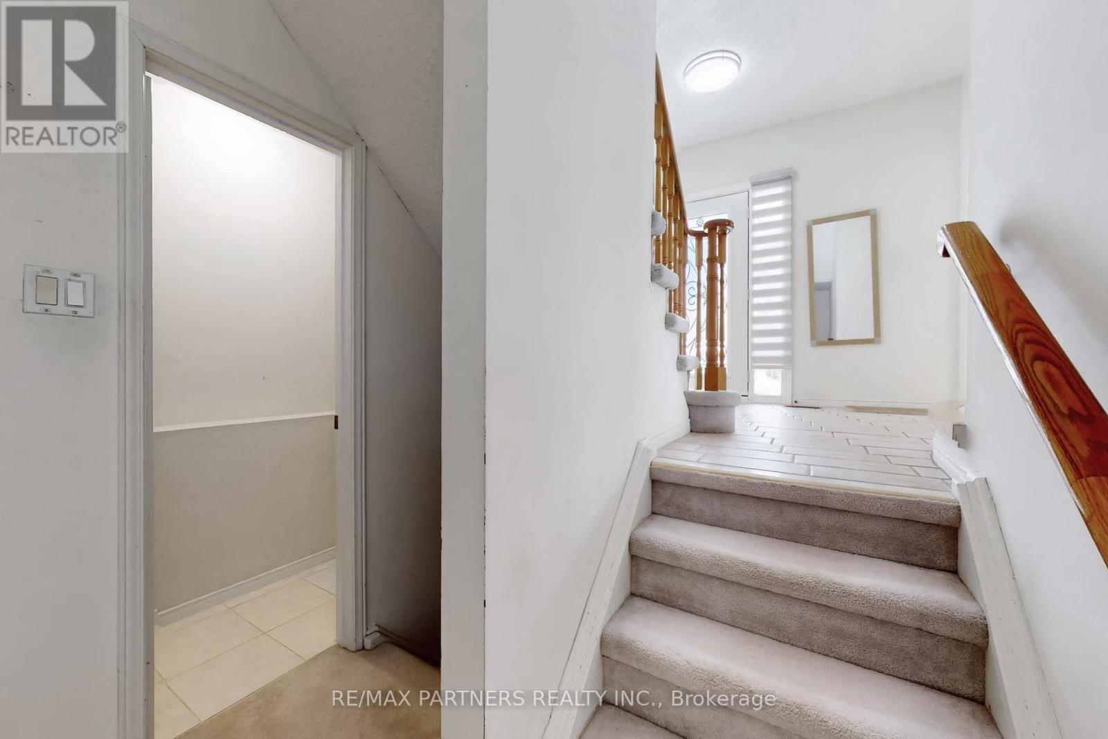 48 Coverdale Crescent, Toronto, ON - Indoor Photo Showing Other Room