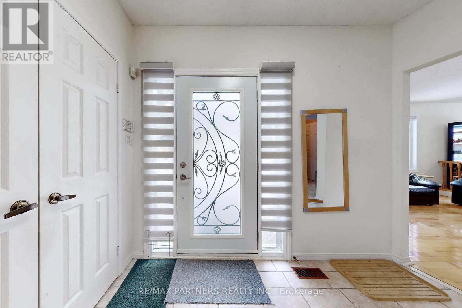 48 Coverdale Crescent, Toronto, ON - Indoor Photo Showing Other Room