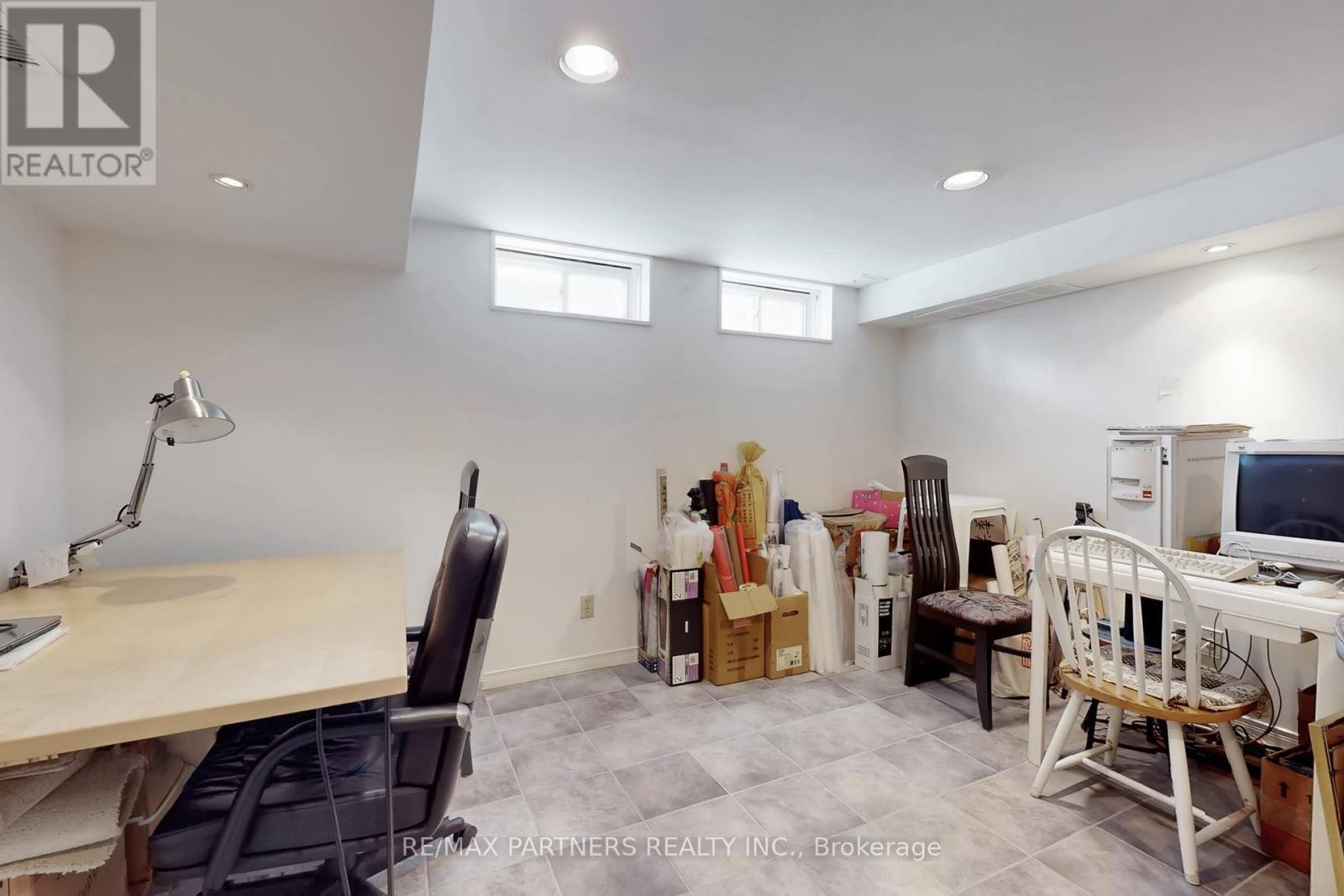 48 Coverdale Crescent, Toronto, ON - Indoor