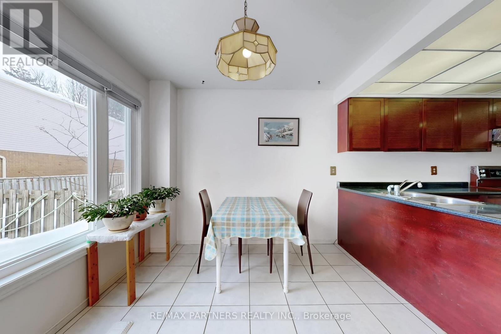 48 Coverdale Crescent, Toronto, ON - Indoor