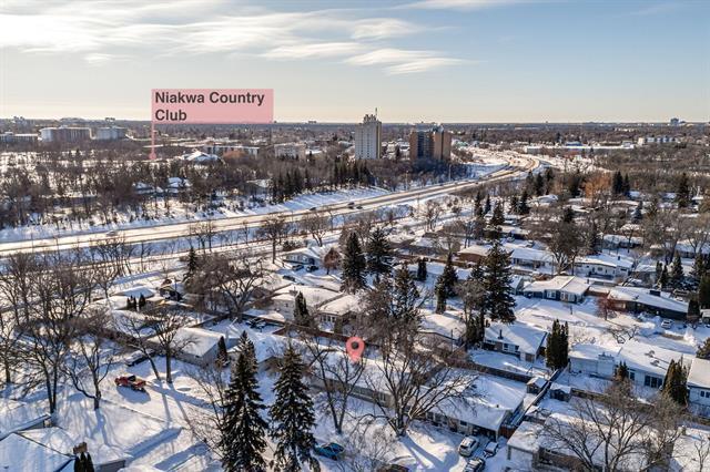 37 Mohawk Bay, Winnipeg, MB