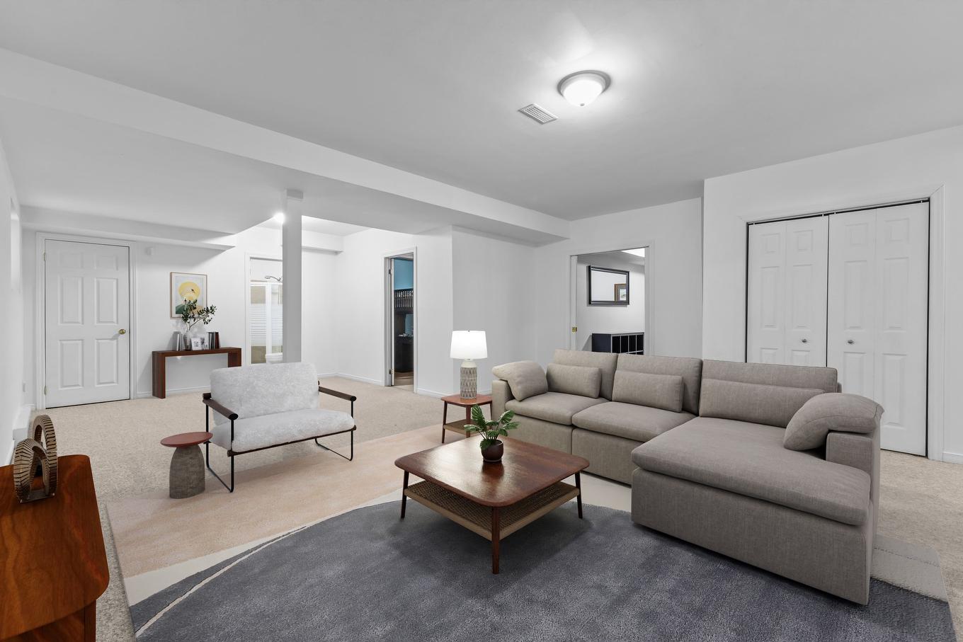 Salle familiale - 1820 Rue Du Violon, Saint-Lazare, QC - Indoor Photo Showing Living Room