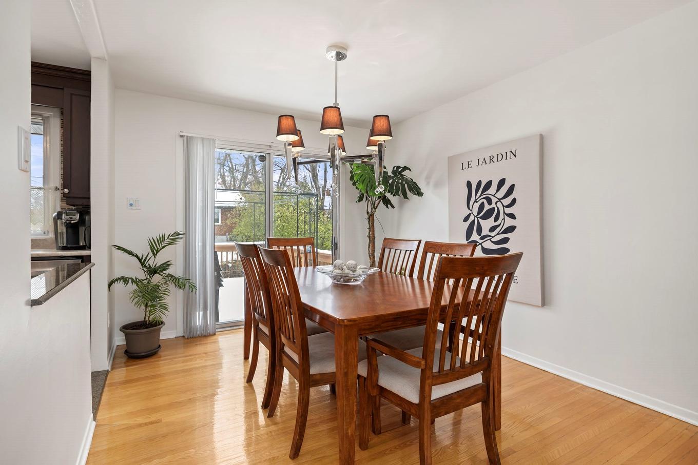 Dining room - 180 Av. Anselme-Lavigne, Dollard-Des-Ormeaux, QC - Indoor Photo Showing Dining Room
