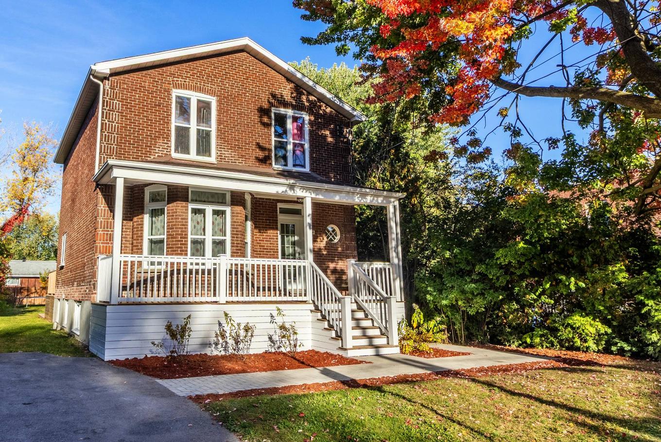 Façade - 214 Rue Fairfield, Longueuil (Greenfield Park), QC - Outdoor With Deck Patio Veranda
