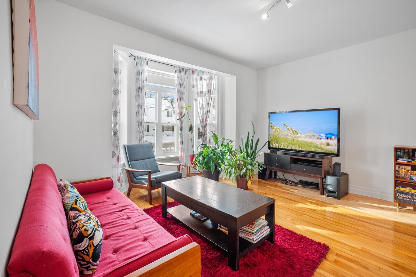 Salon - 214 Rue Fairfield, Longueuil (Greenfield Park), QC - Indoor Photo Showing Living Room
