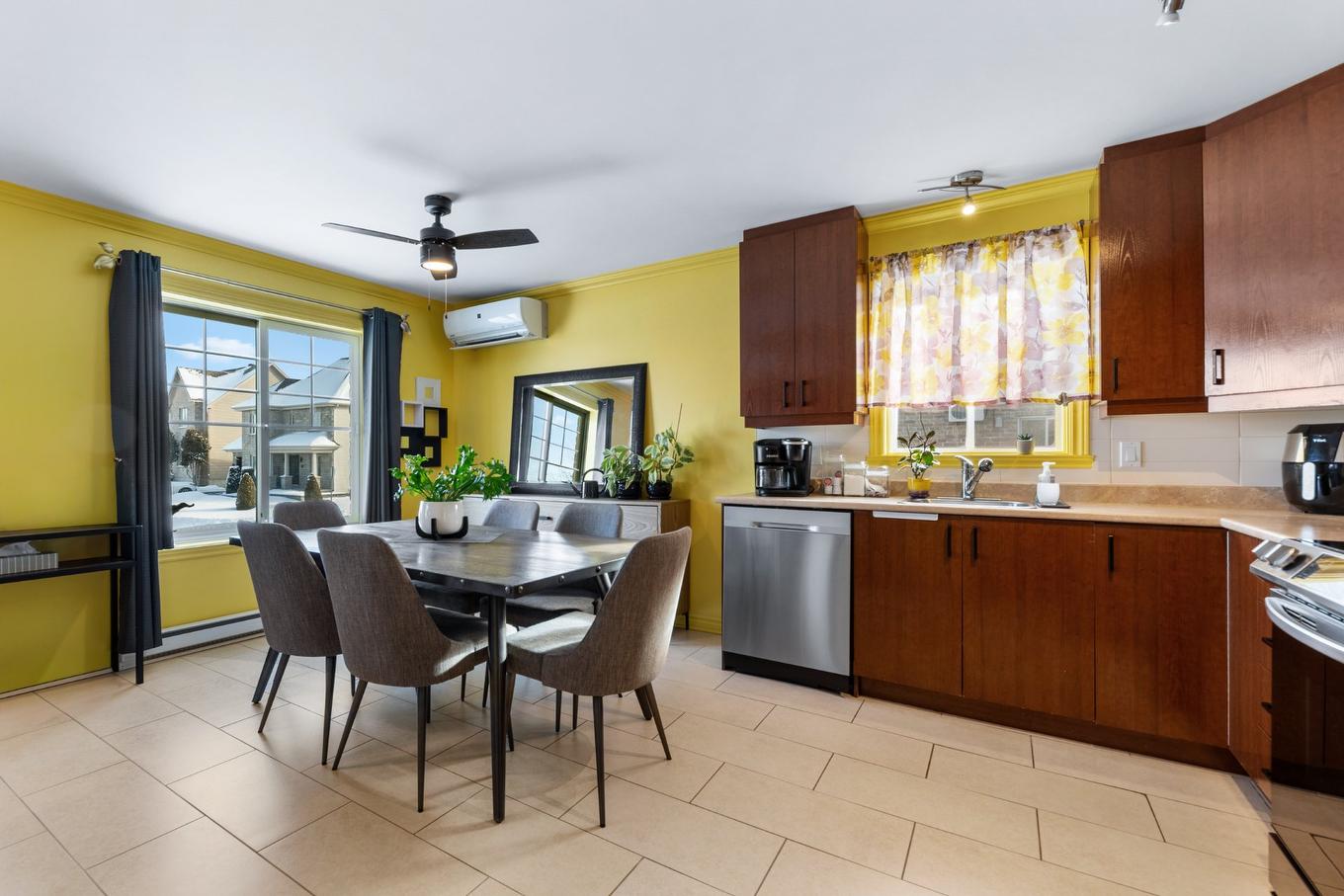 Salle à manger - 2-26 Rue Dumouchel, Mercier, QC - Indoor