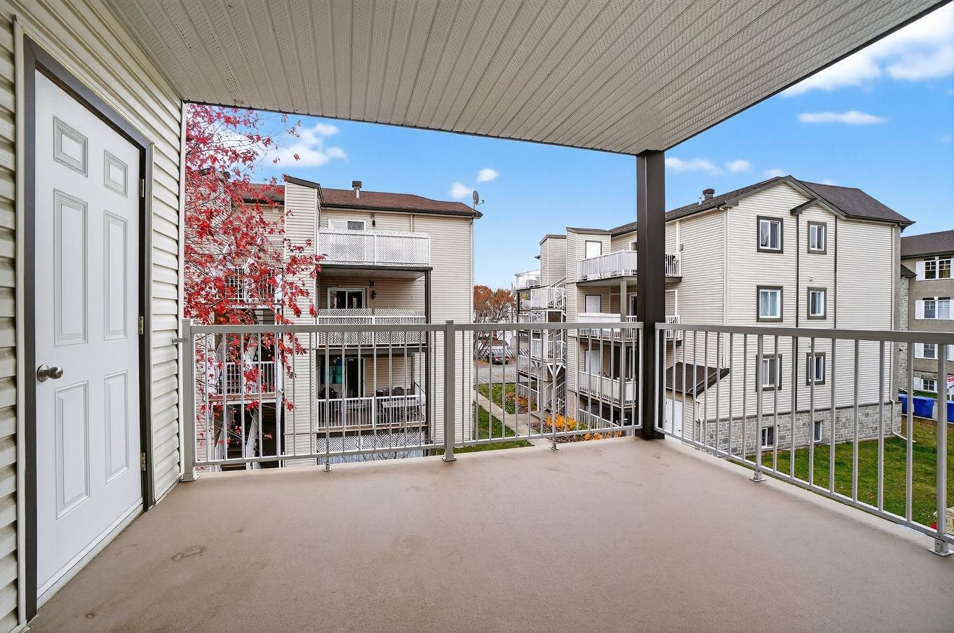 Balcon - 302-5320 Rue Du Bocage, Terrebonne (La Plaine), QC - Outdoor With Exterior