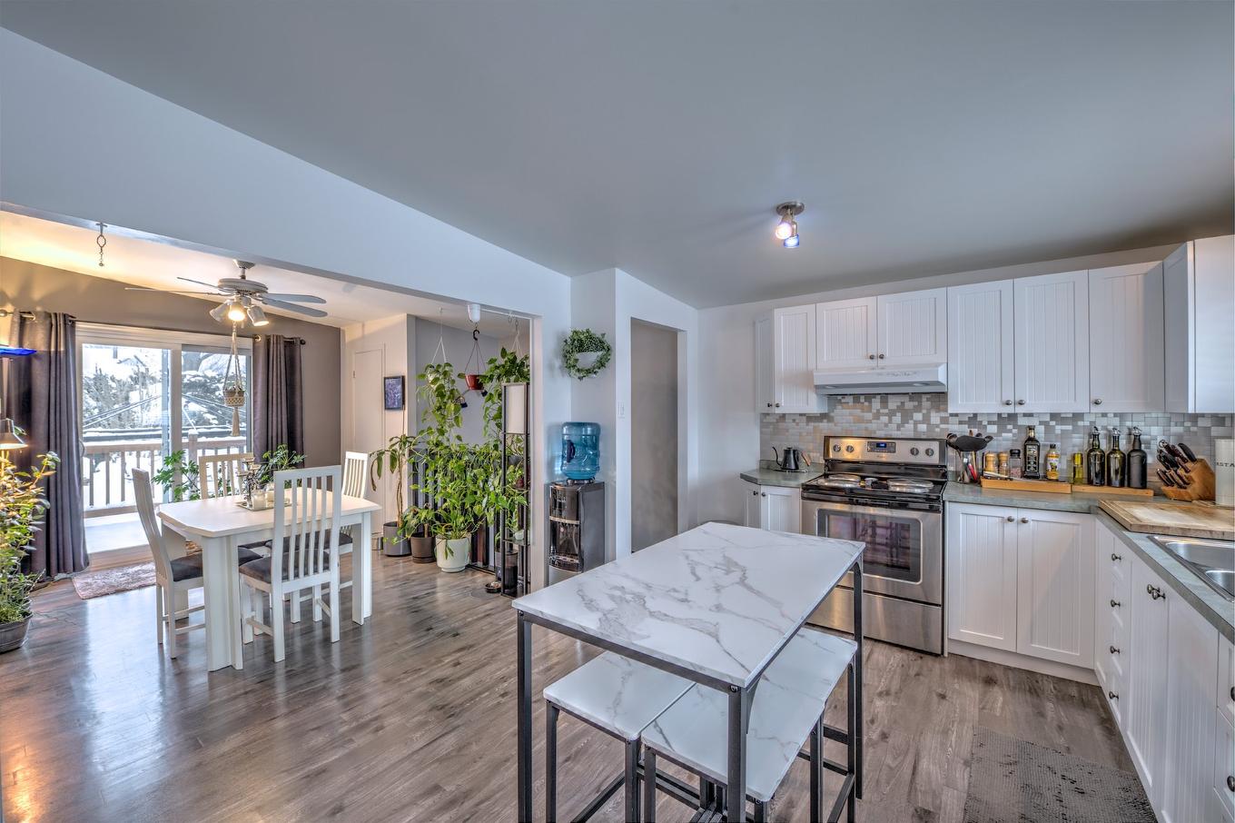 Kitchen - 1116 Rue Lesage, Prévost, QC - Indoor Photo Showing Kitchen With Double Sink