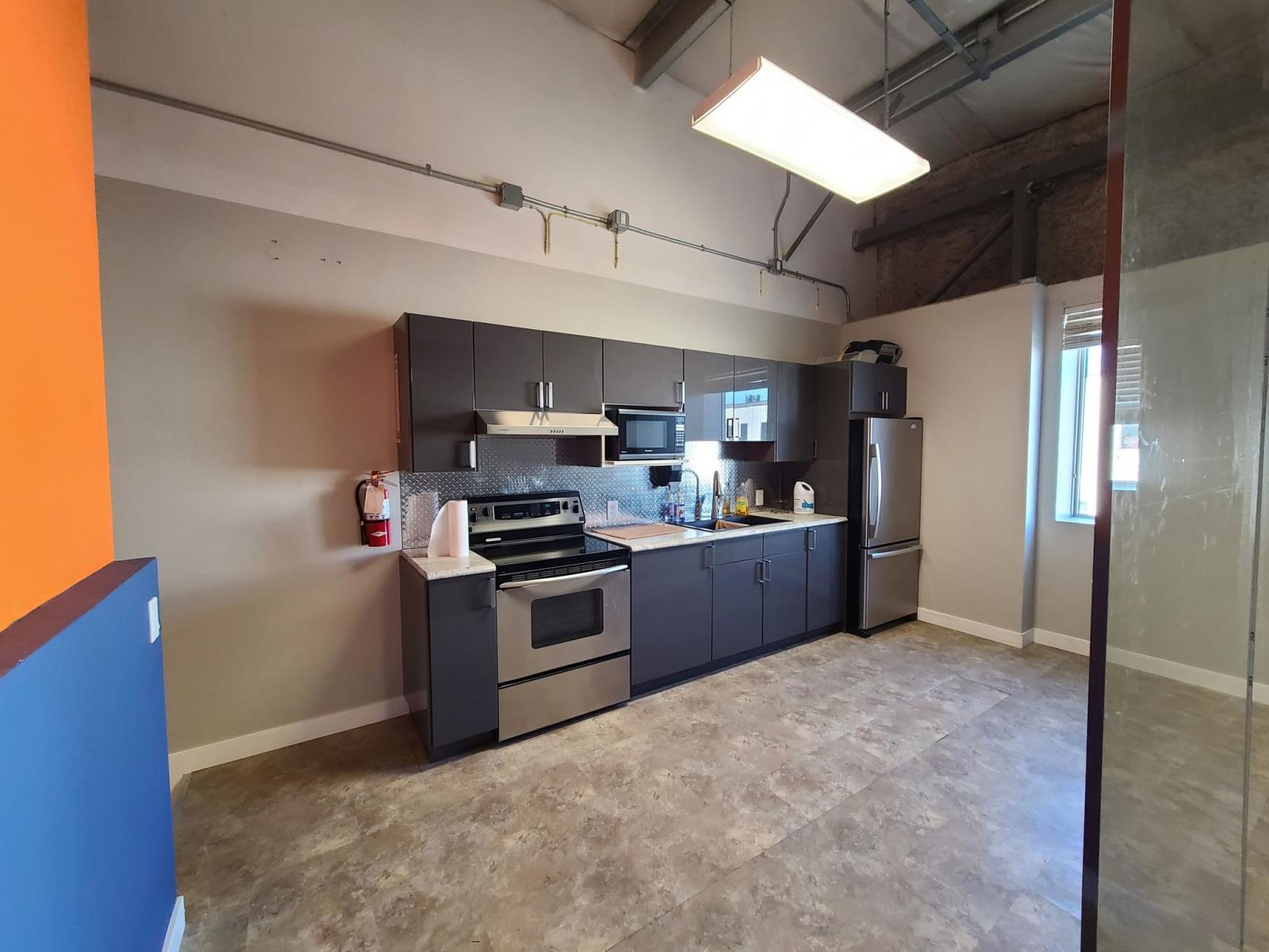 206 7611 Sparrow Drive, Leduc, AB