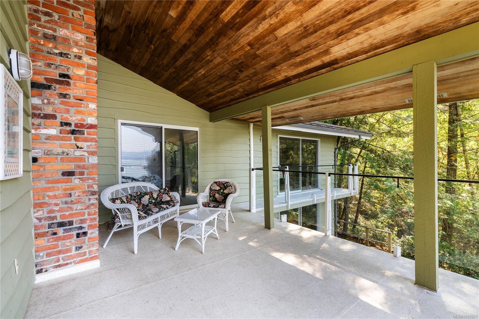 212 Sunset Dr, Salt Spring, BC