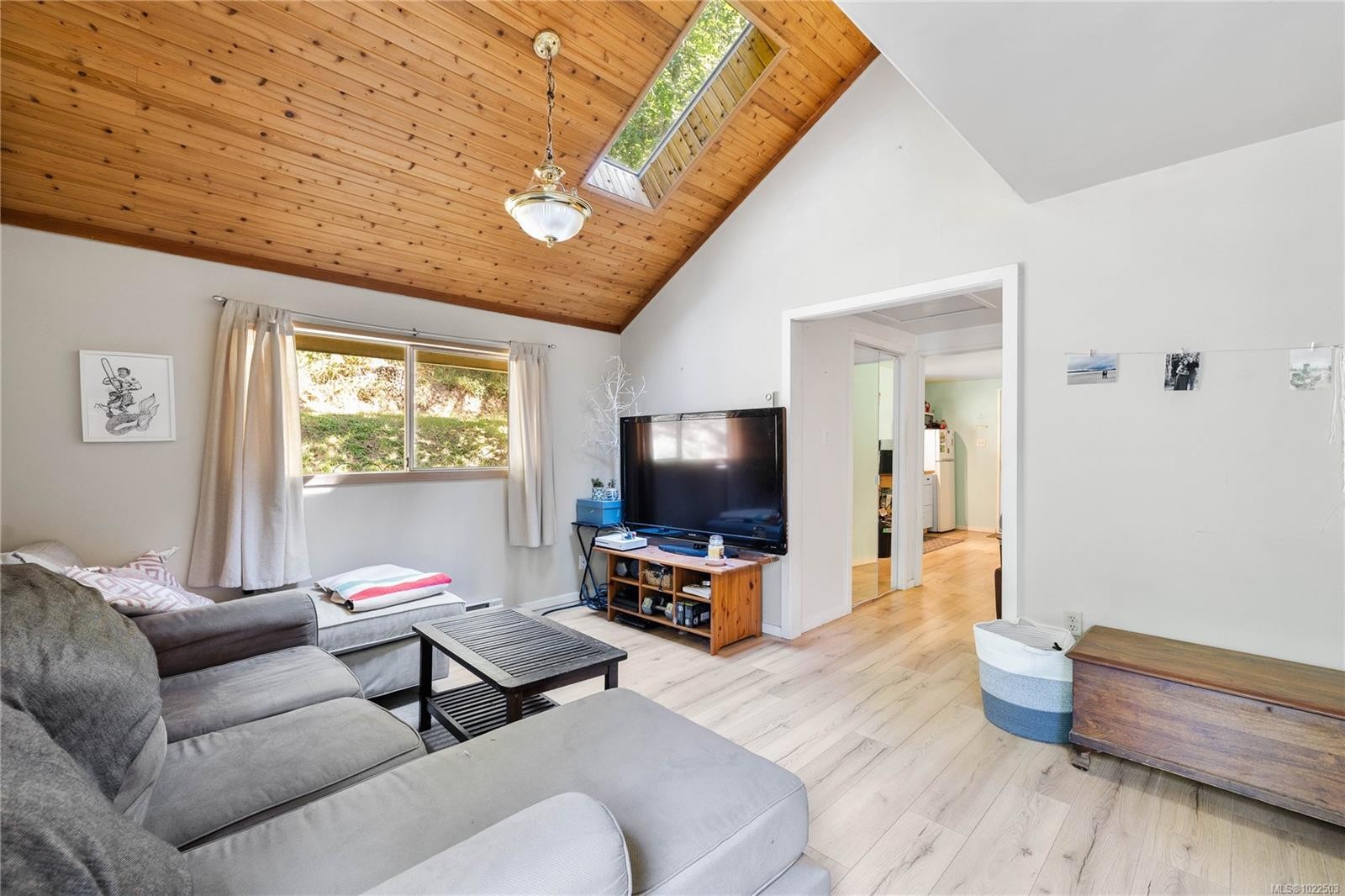212 Sunset Dr, Salt Spring, BC