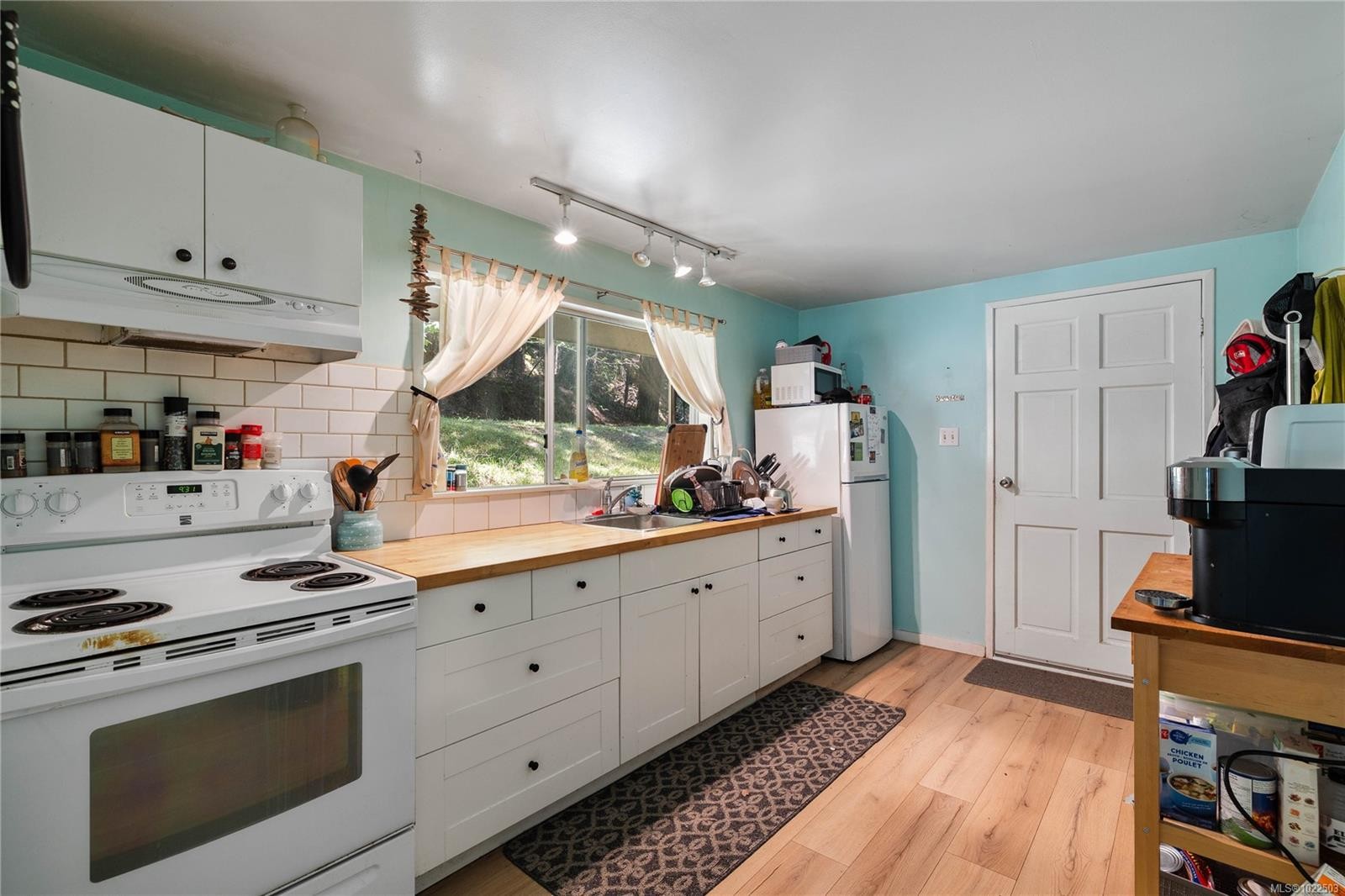 212 Sunset Dr, Salt Spring, BC
