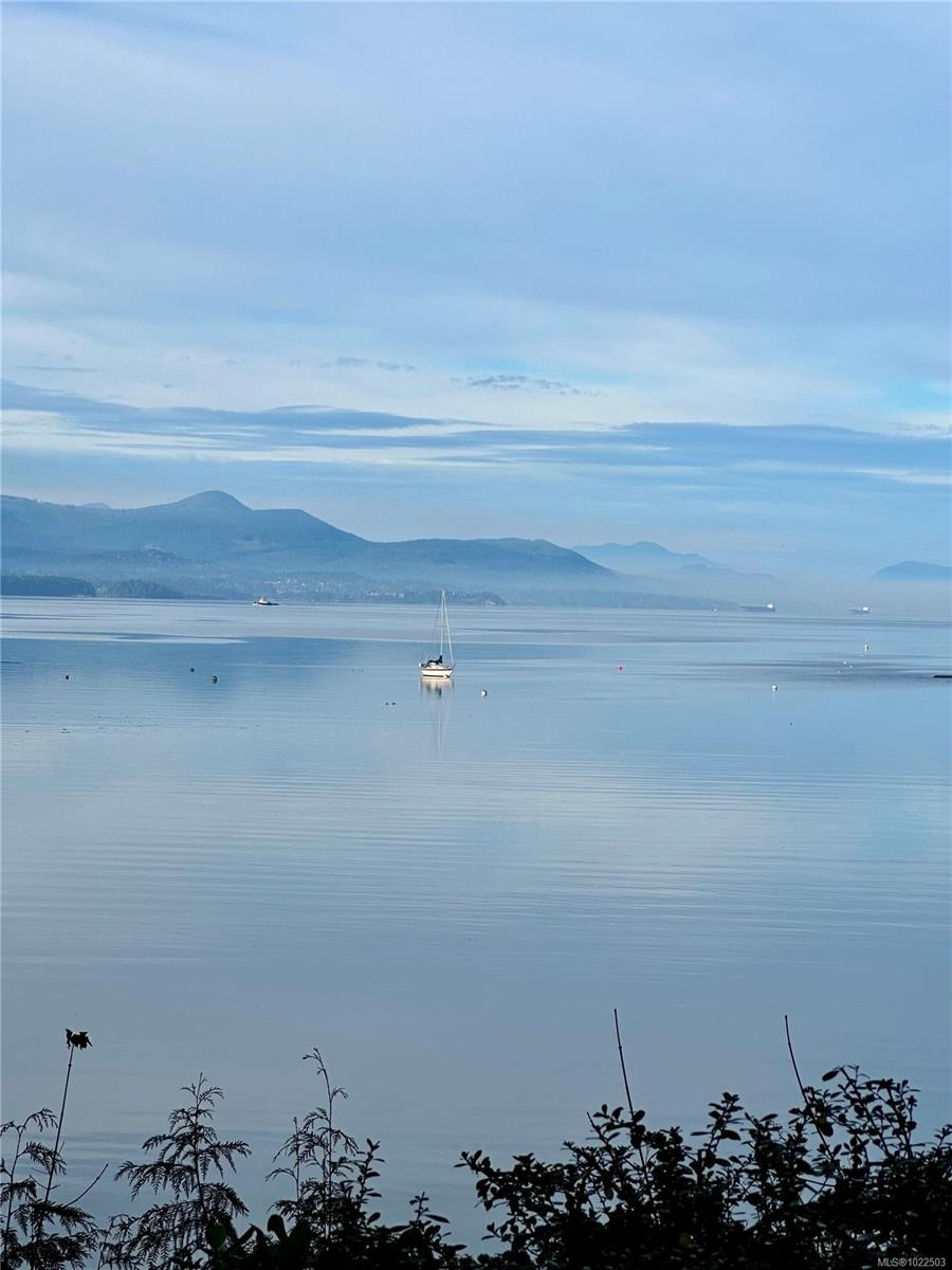 212 Sunset Dr, Salt Spring, BC
