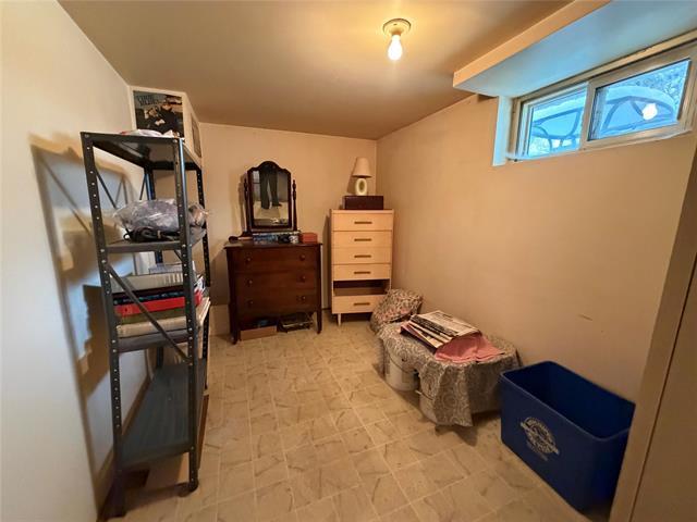 221 Roberta Ave, Winnipeg, MB